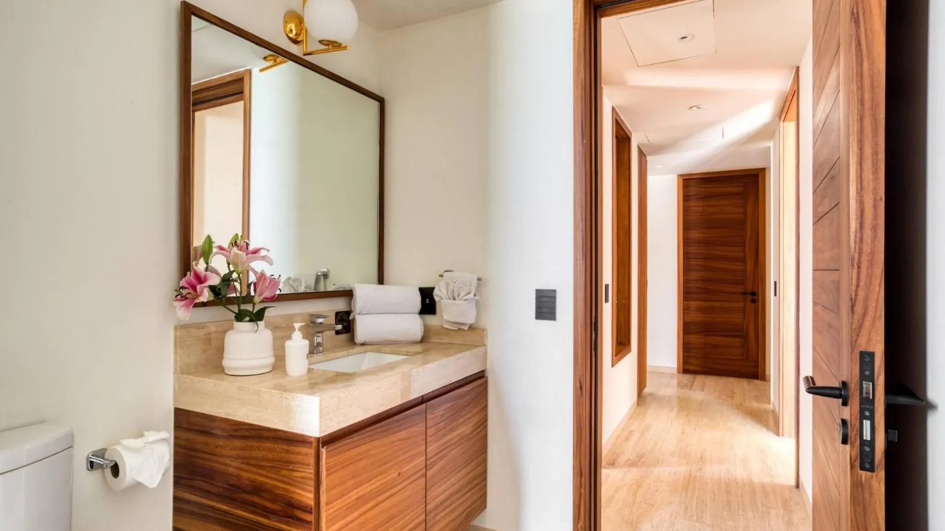 Family Friendly Apt 9 Sin Vista, 3Bbr , 6Pax Кабо-Сан-Лукас 0*,